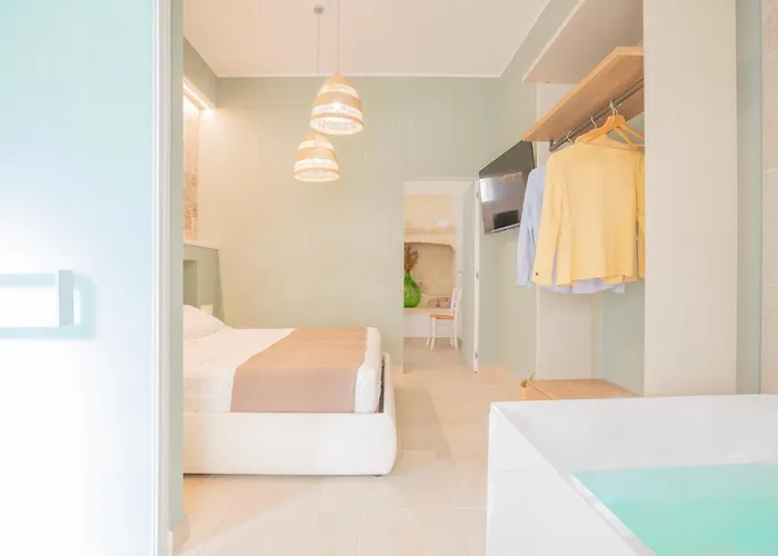 Filia Solis - Old Town & Apart-hotel Brindisi