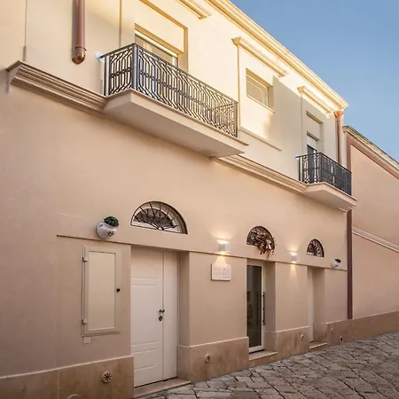 Filia Solis - Old Town & 4*